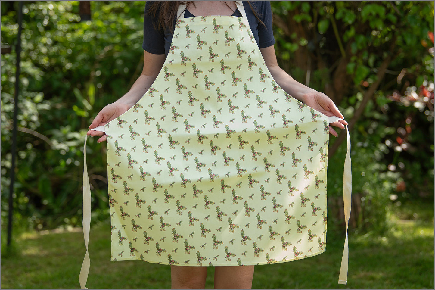 Oak Leaves Apron 100% organic cotton